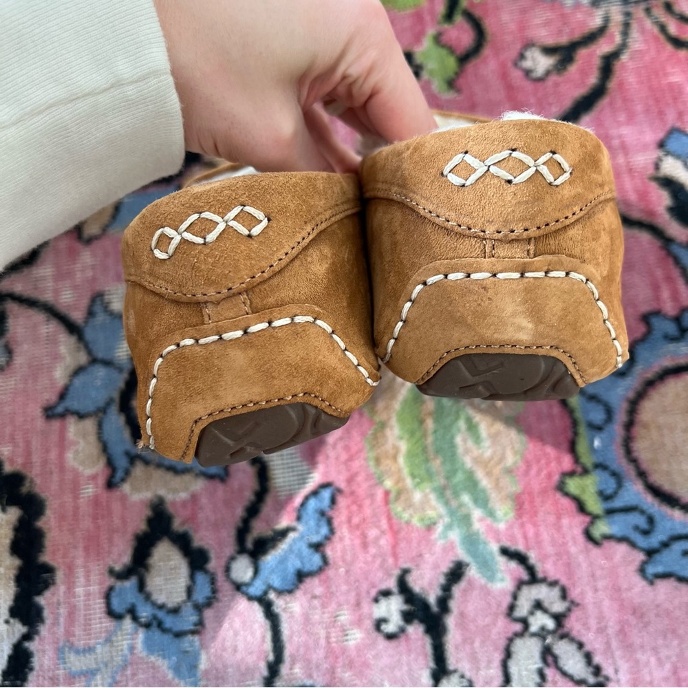 Ugg Chestnut Slipper - image 6